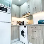 דירה Skol 438 Super One-bedroom With Sea Views מארבלה