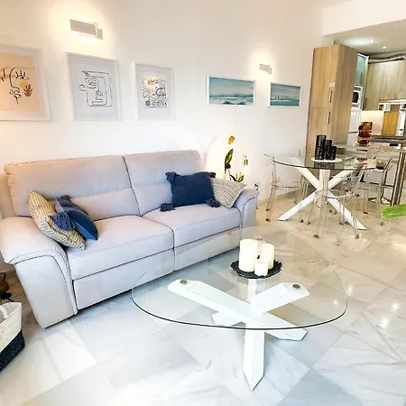 Skol 438 Super One-bedroom With Sea Views Marbella