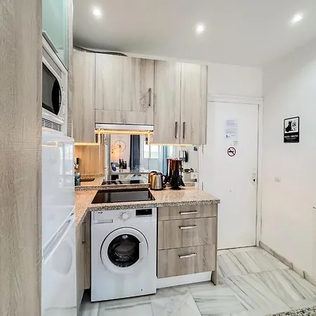 Skol 438 Super One-bedroom With Sea Views アパート