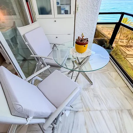 アパート Skol 438 Super One-bedroom With Sea Views マルベーリャ