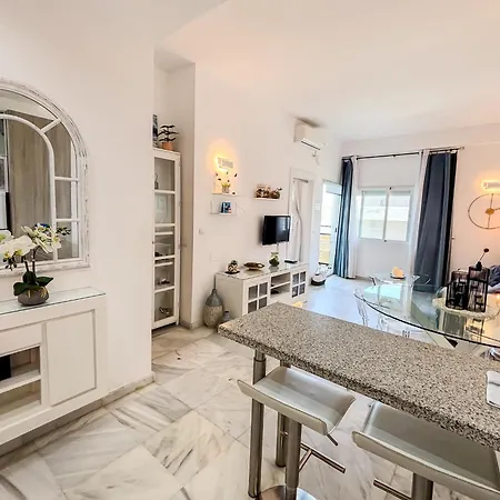 アパート Skol 438 Super One-bedroom With Sea Views *