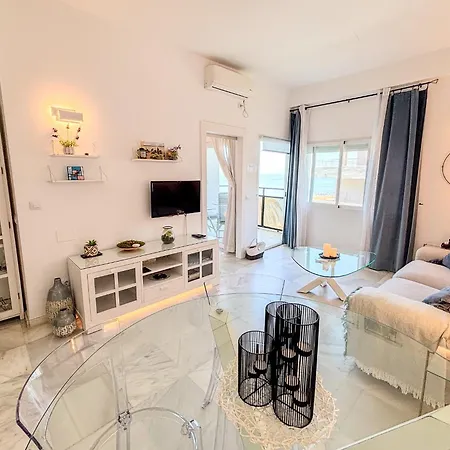 Skol 438 Super One-bedroom With Sea Views