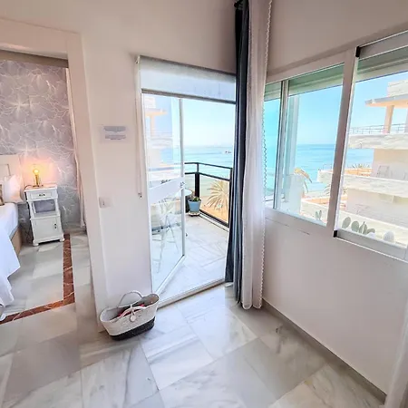 Skol 438 Super One-bedroom With Sea Views アパート