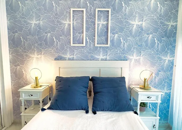 Апартаменты Skol 438 Super One-bedroom With Sea Views