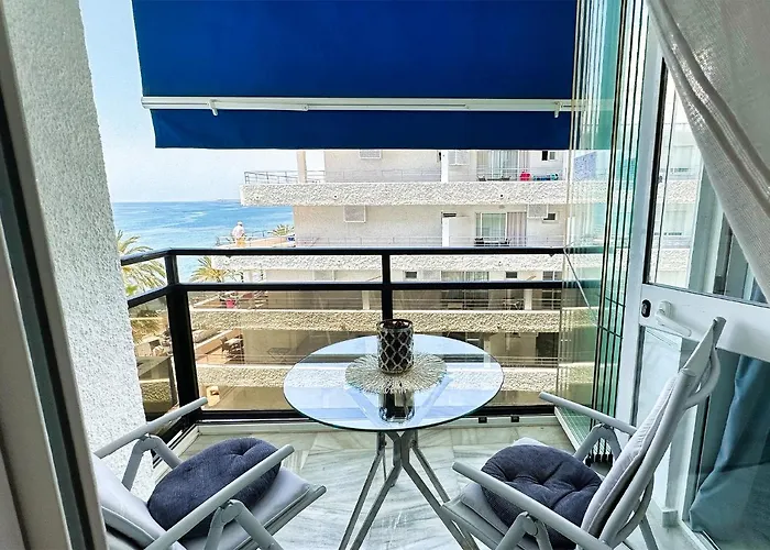 Апартаменты Skol 438 Super One-bedroom With Sea Views *