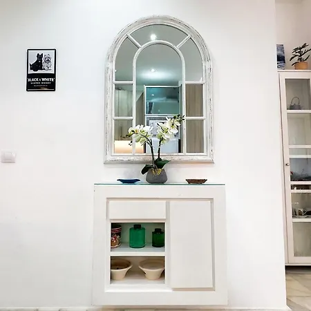 Skol 438 Super One-bedroom With Sea Views דירה