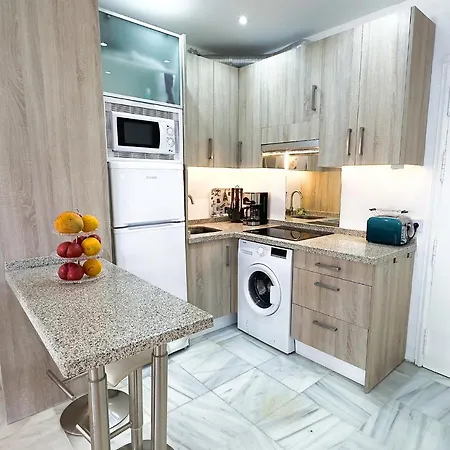 Skol 438 Super One-bedroom With Sea Views *